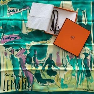 [NIB] Hermes silk scarf 90 x 90cm